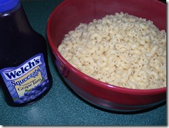 grape jam and macaroni1