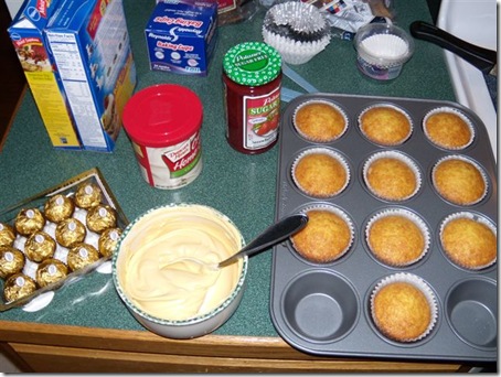 spaghetti and meatball cupcakes prep